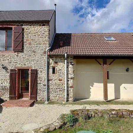 Le Mont, A La Campagne En Normandie, Proche Du Mont St Michel Holiday home Lolif