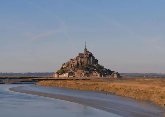 Le Mont, A La Campagne En Normandie, Proche Du Mont St Michel Holiday home Lolif