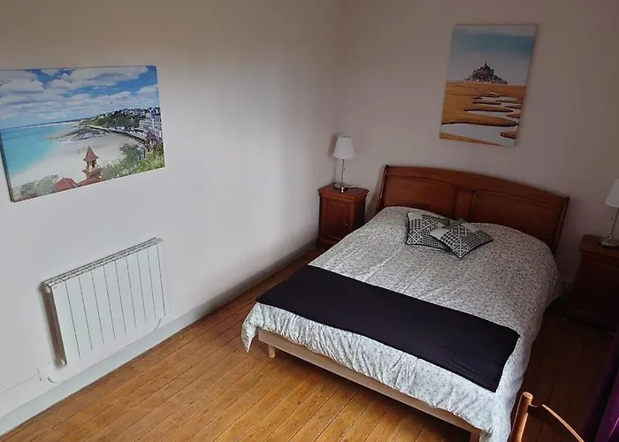 Le Mont, A La Campagne En Normandie, Proche Du Mont St Michel Holiday home *